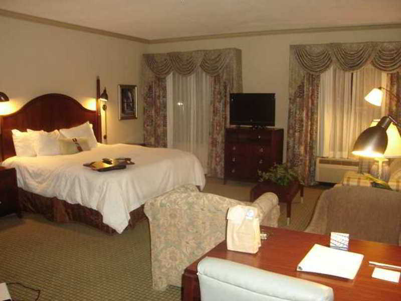 Hampton Inn & Suites Houston-Westchase Экстерьер фото