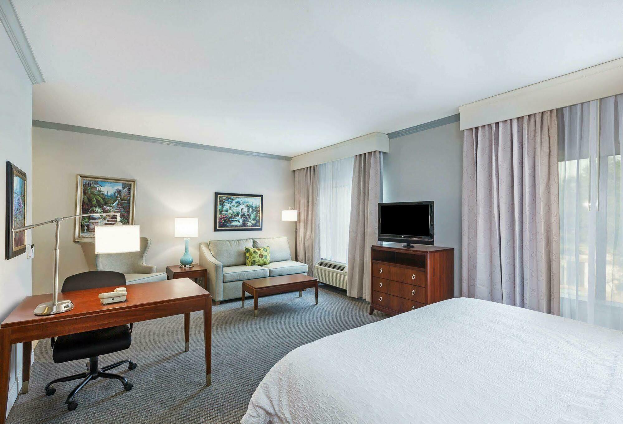 Hampton Inn & Suites Houston-Westchase Экстерьер фото