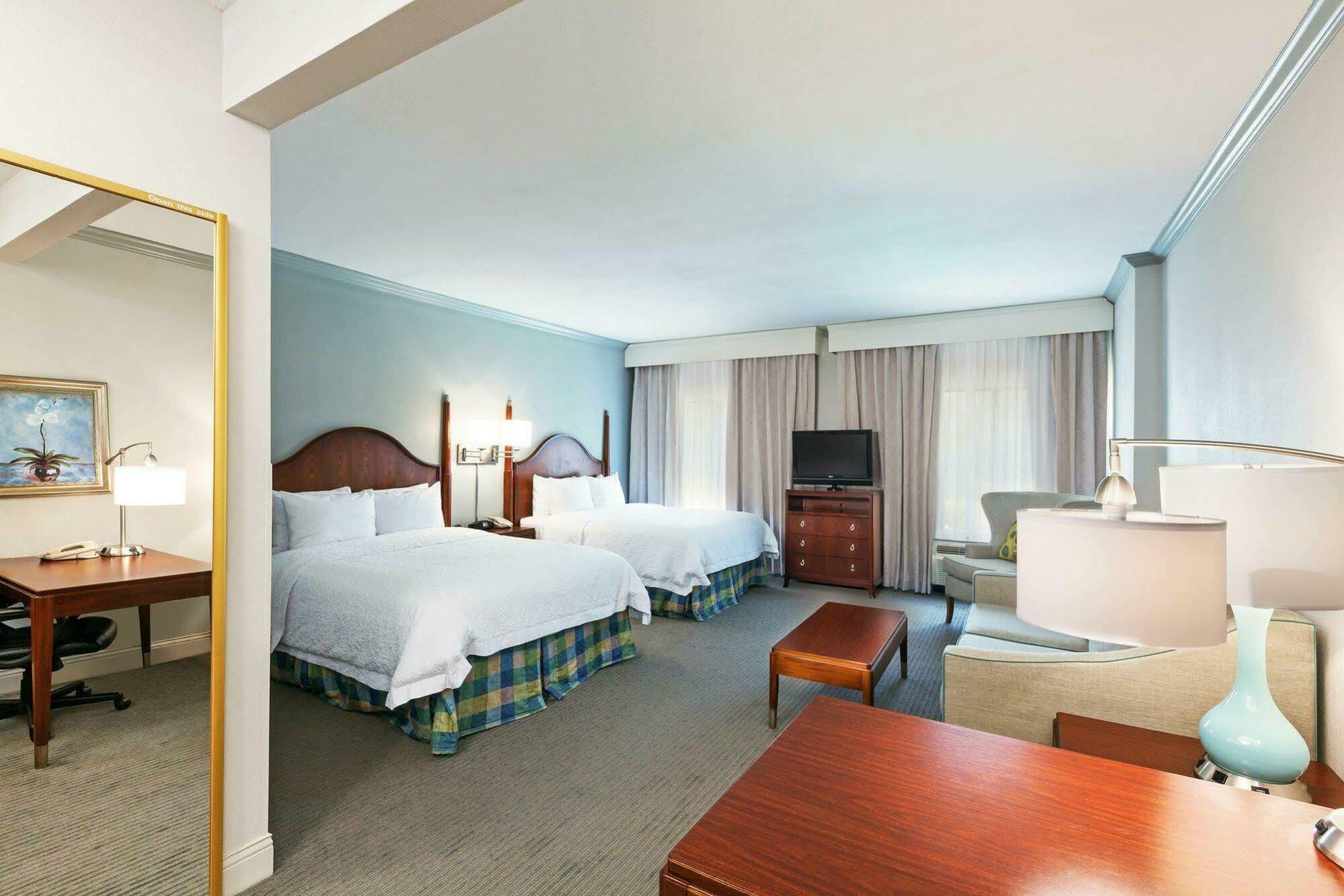 Hampton Inn & Suites Houston-Westchase Экстерьер фото