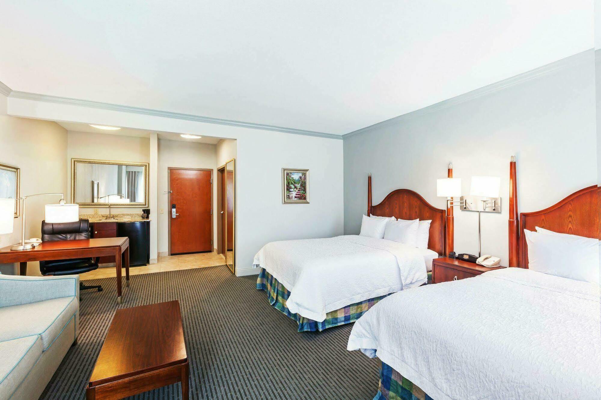 Hampton Inn & Suites Houston-Westchase Экстерьер фото