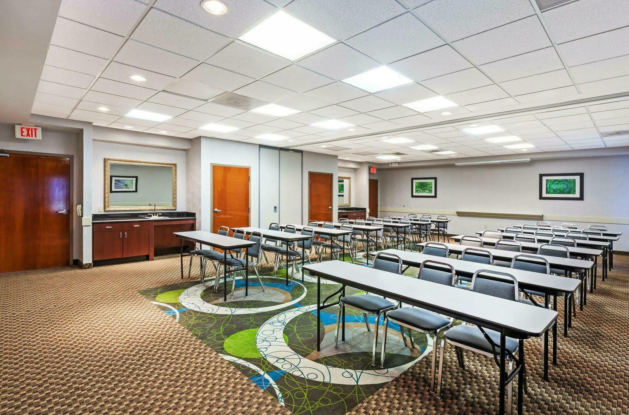 Hampton Inn & Suites Houston-Westchase Экстерьер фото